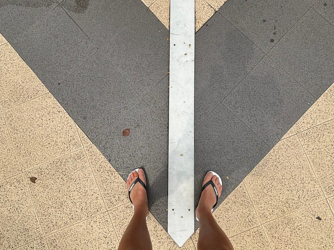 Equator Monument-坤甸必去景点