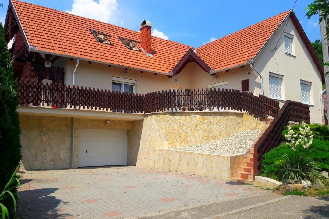 Sokristaly Vendeghaz