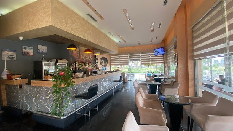 Grand Bar Permet-Permet必去景点
