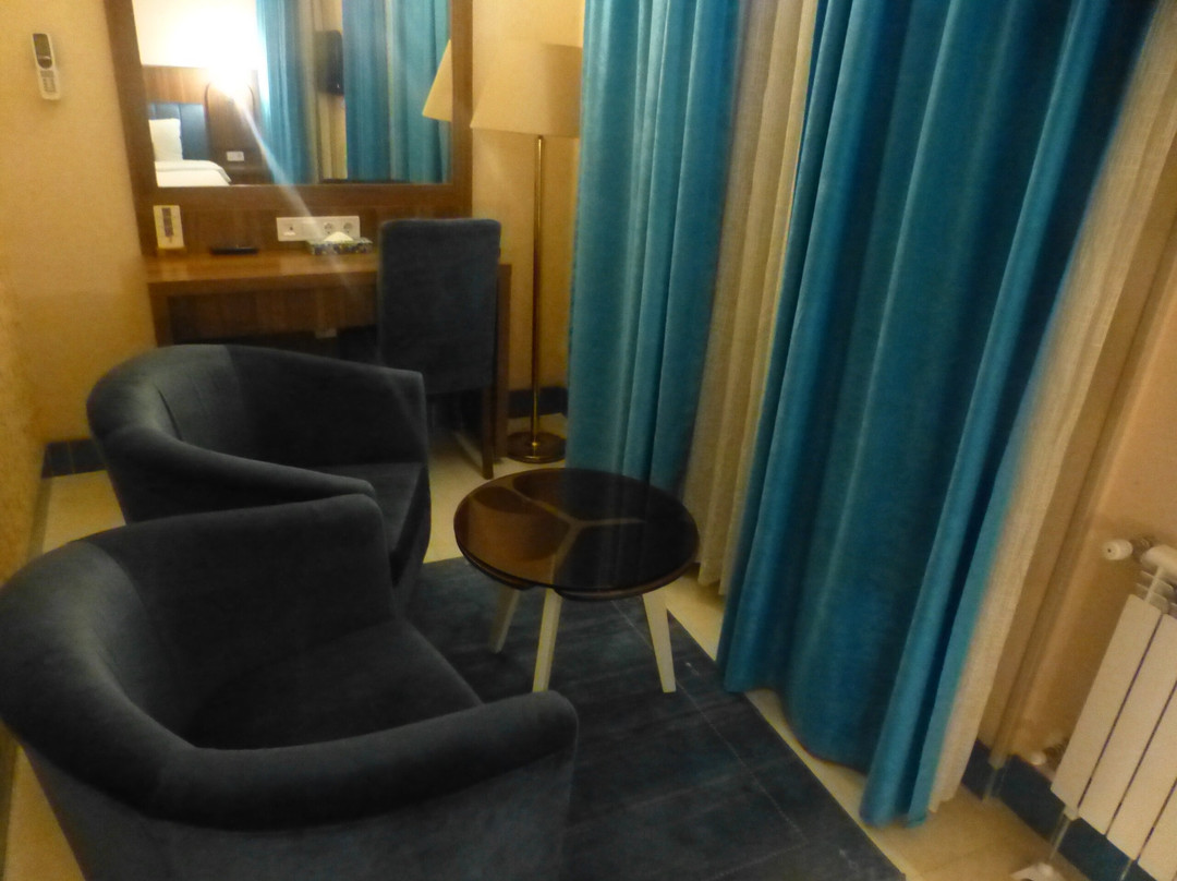 Arg Shiraz Hotel主图