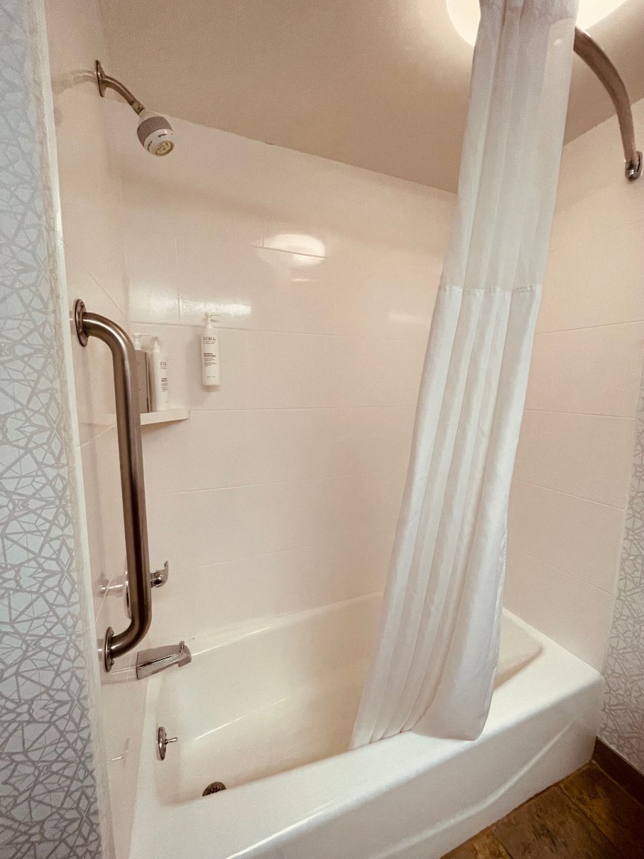 Hampton Inn Carrollton-浴室