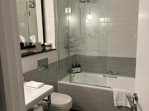 拉斯雷特旅馆主图