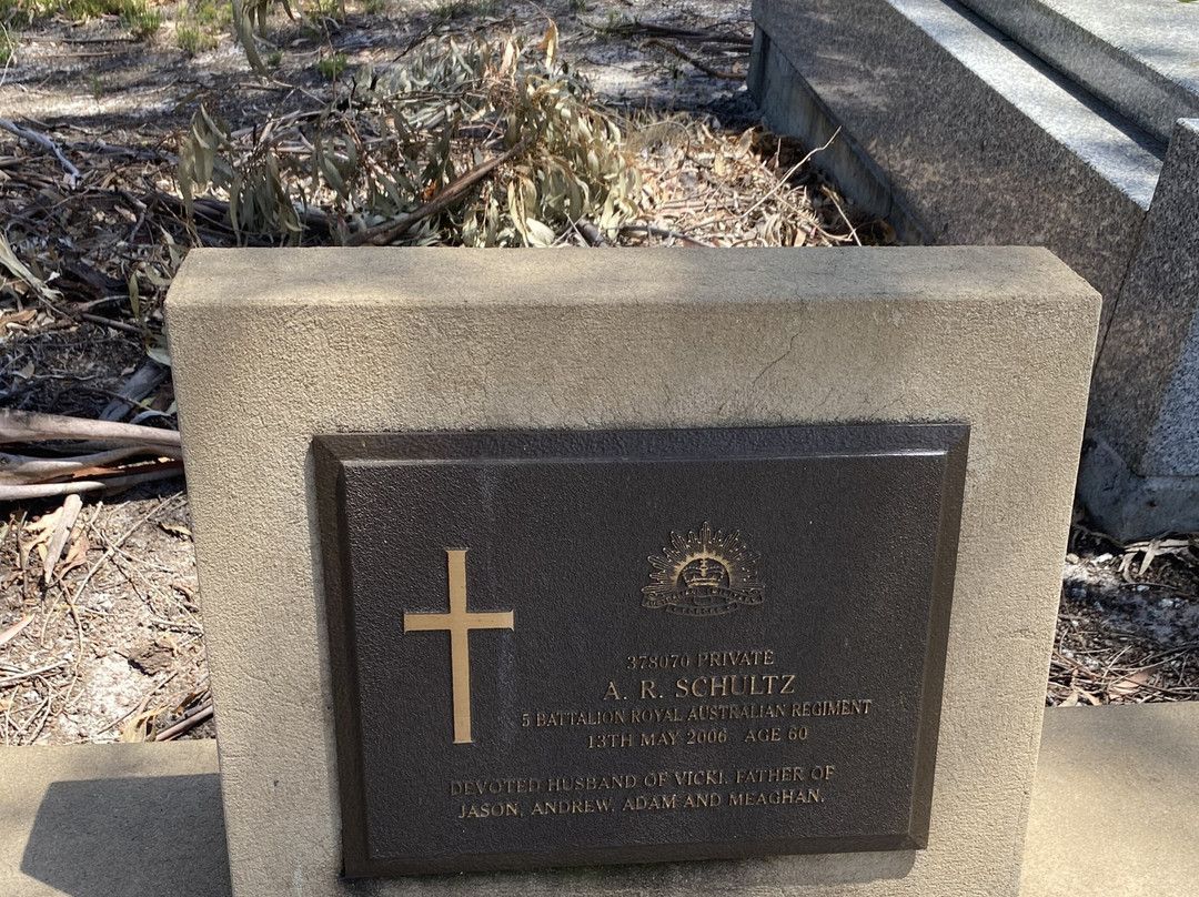 Welshpool Cemetery-Welshpool必去景点