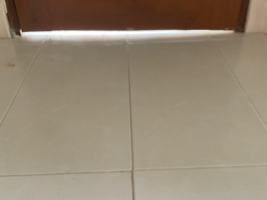 班斯日罗勇海滨酒店主图