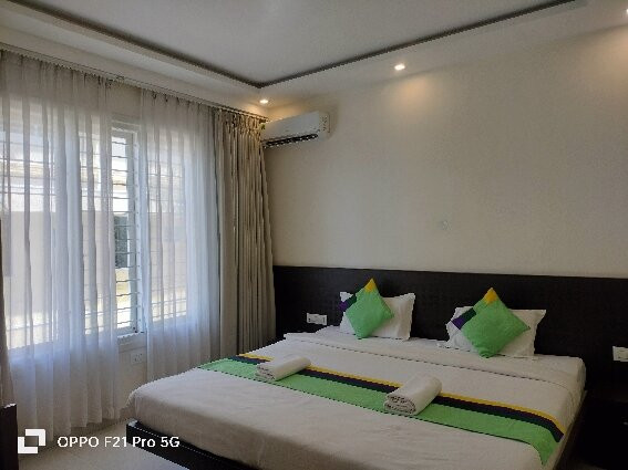 Treebo Sans Sarav Kushalnagar主图