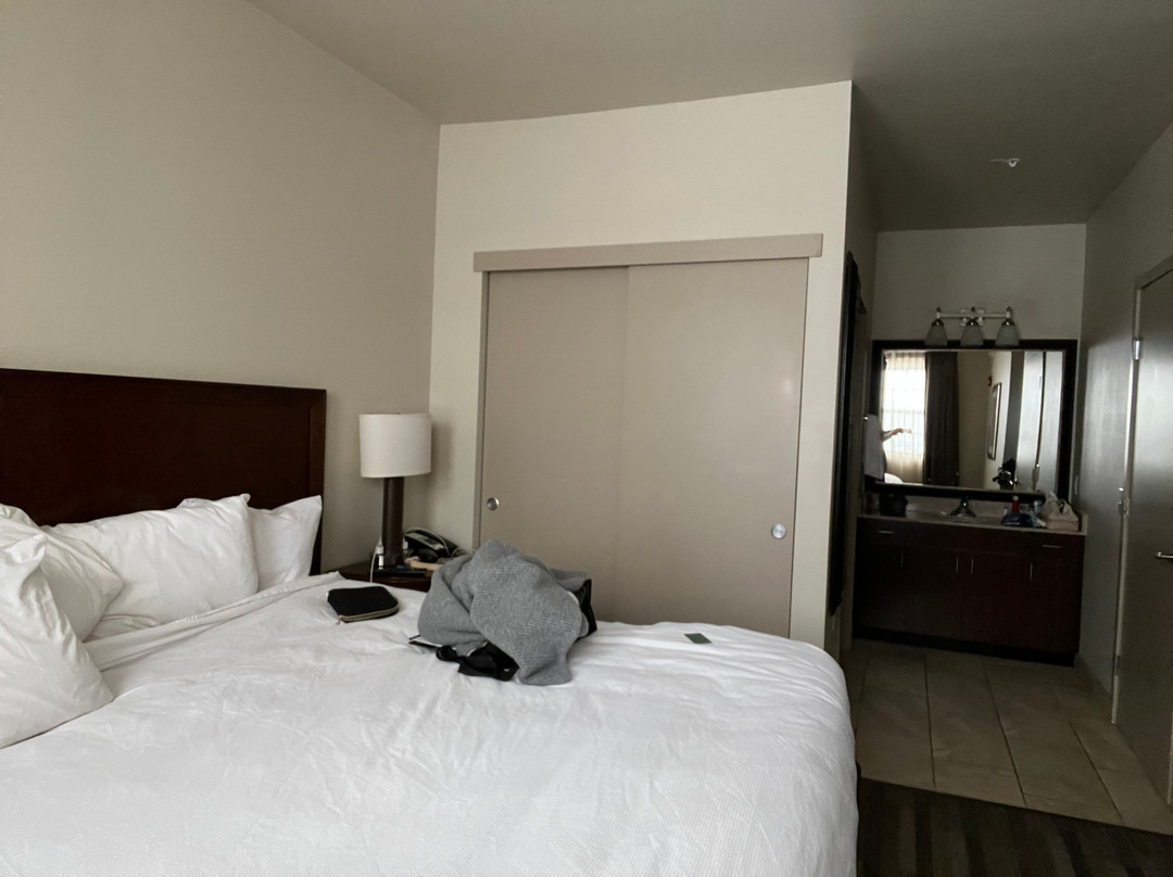 Hyatt House Minot主图