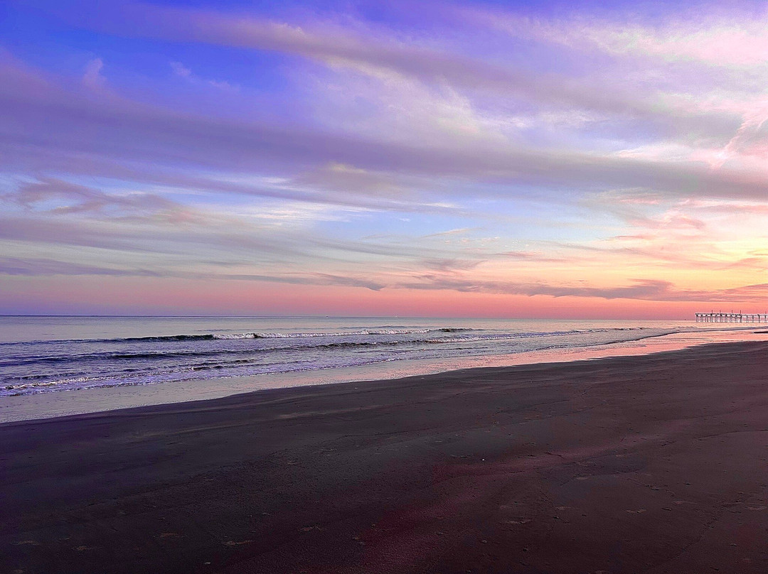 Sunset Beach Waterfront Park景点图片