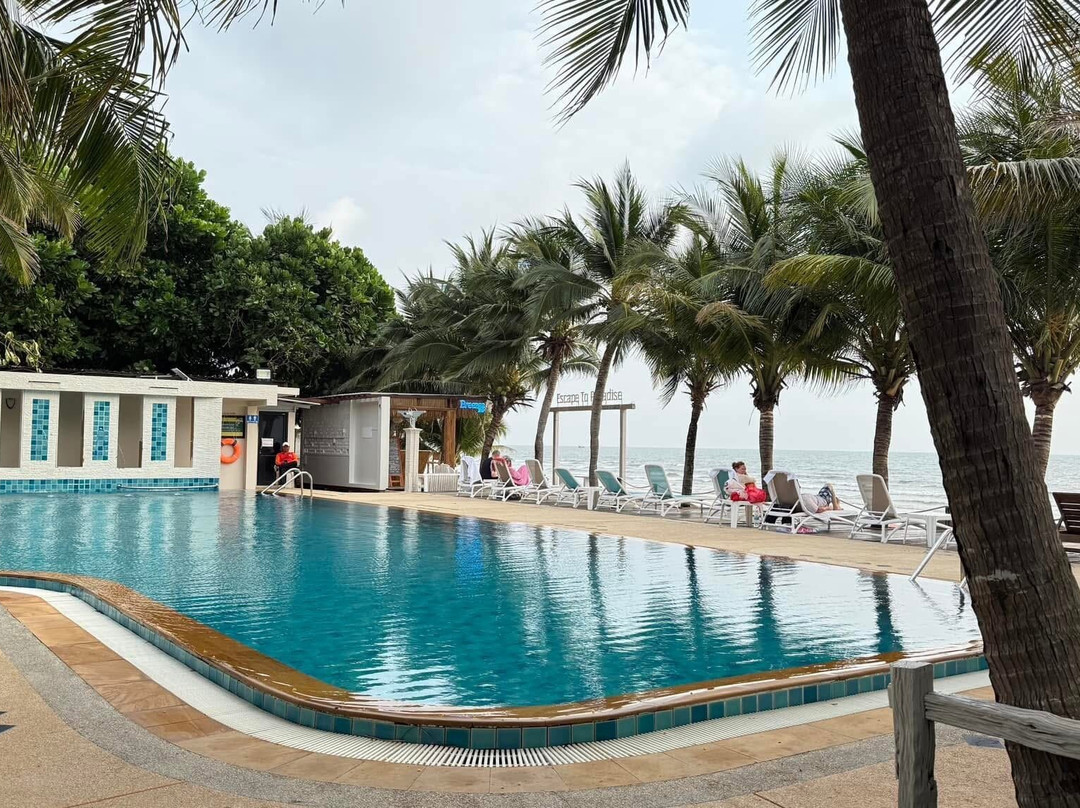 巢劳小屋度假村主图