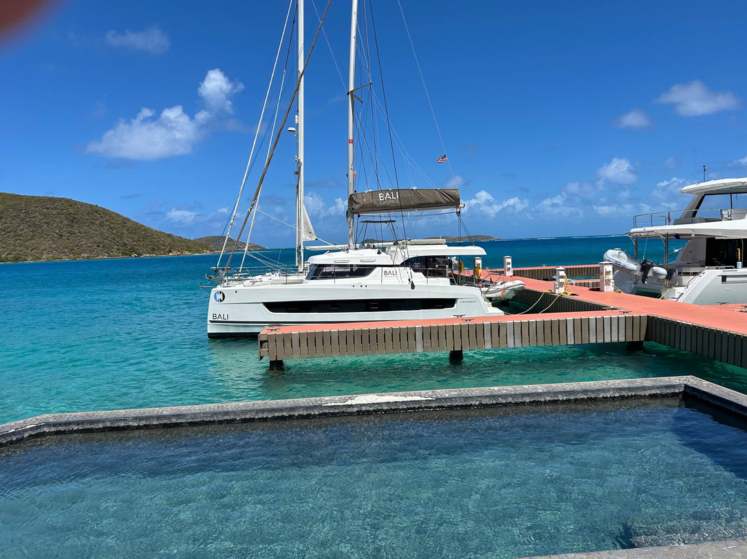 The Catamaran Company Charters-托土拉必去景点