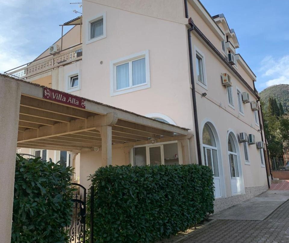 Villa Alla Bed and Breakfast