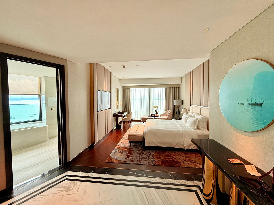 Radisson Blu Hotel, Ha Long Bay主图