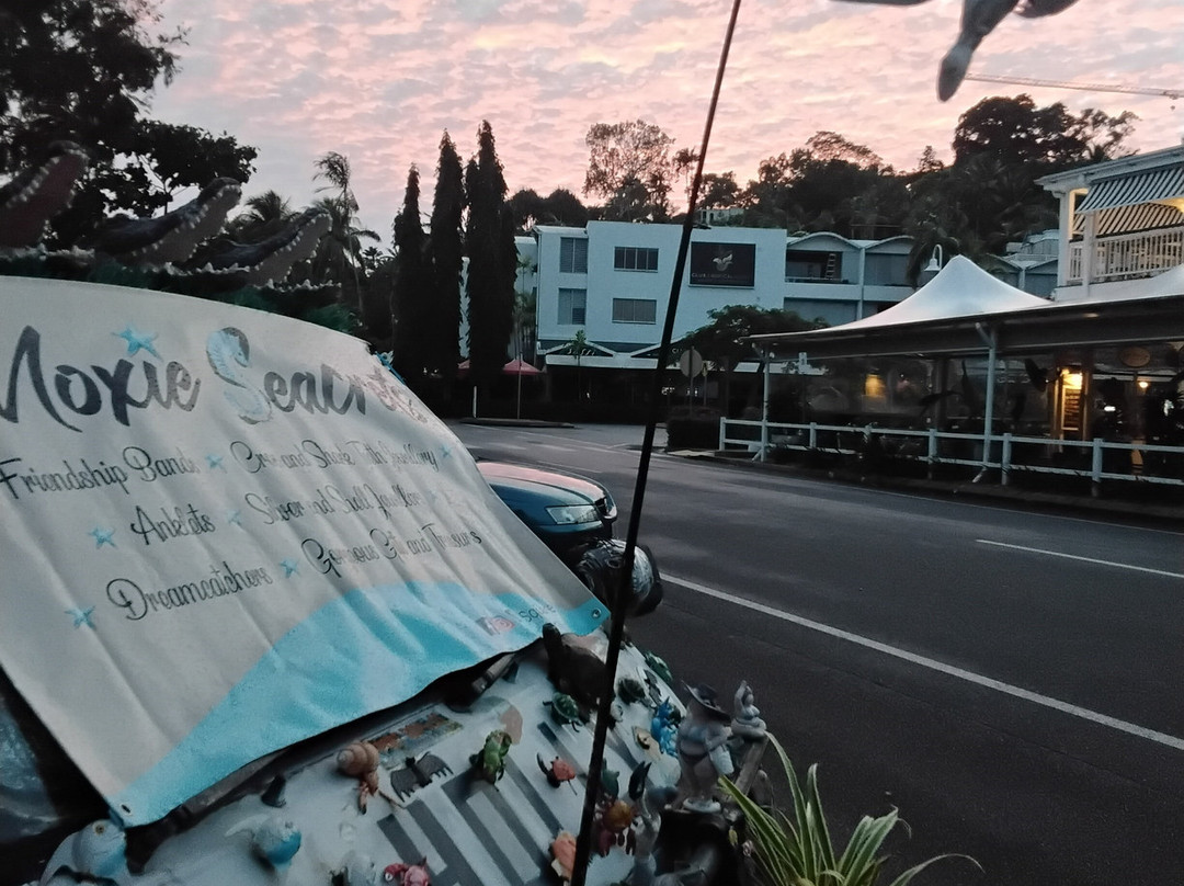 Sunday At The Port Douglas Market-道格拉斯港必去景点