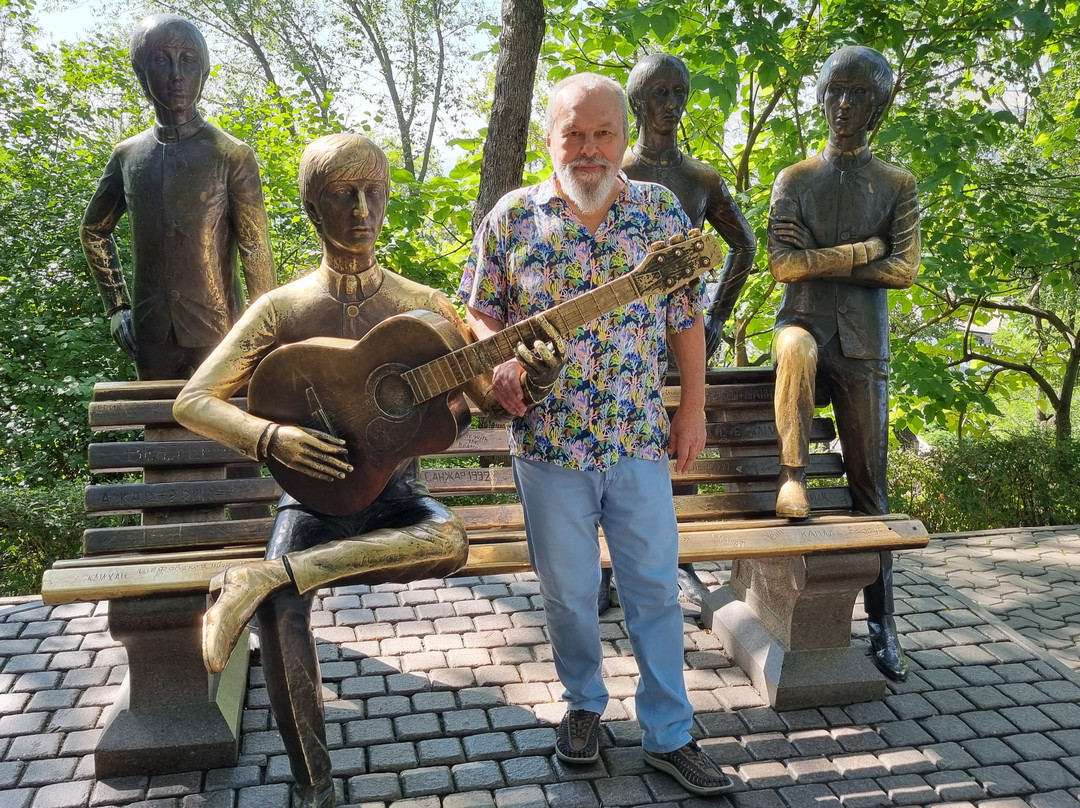 The Beatles Monument-阿拉木图必去景点