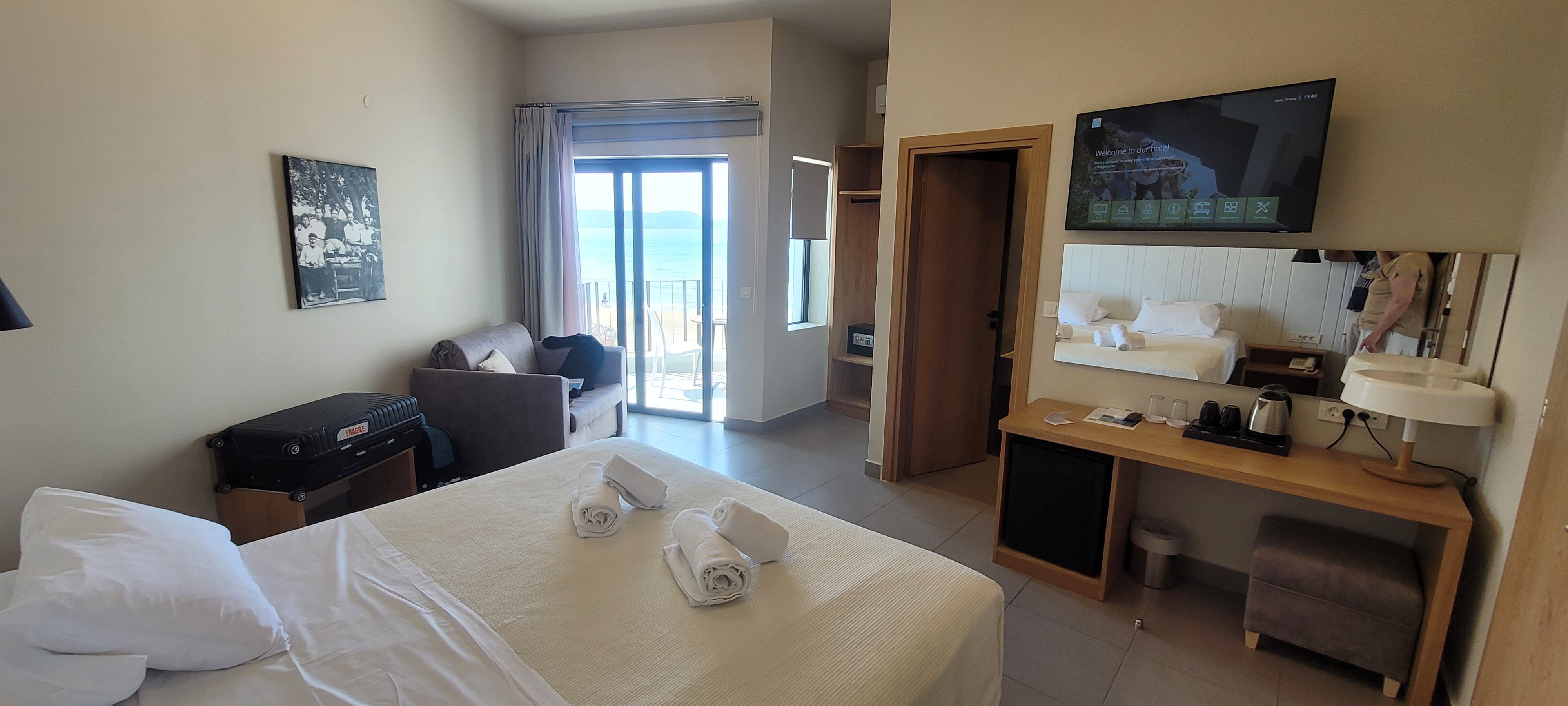 Elia Agia Marina-客卧
