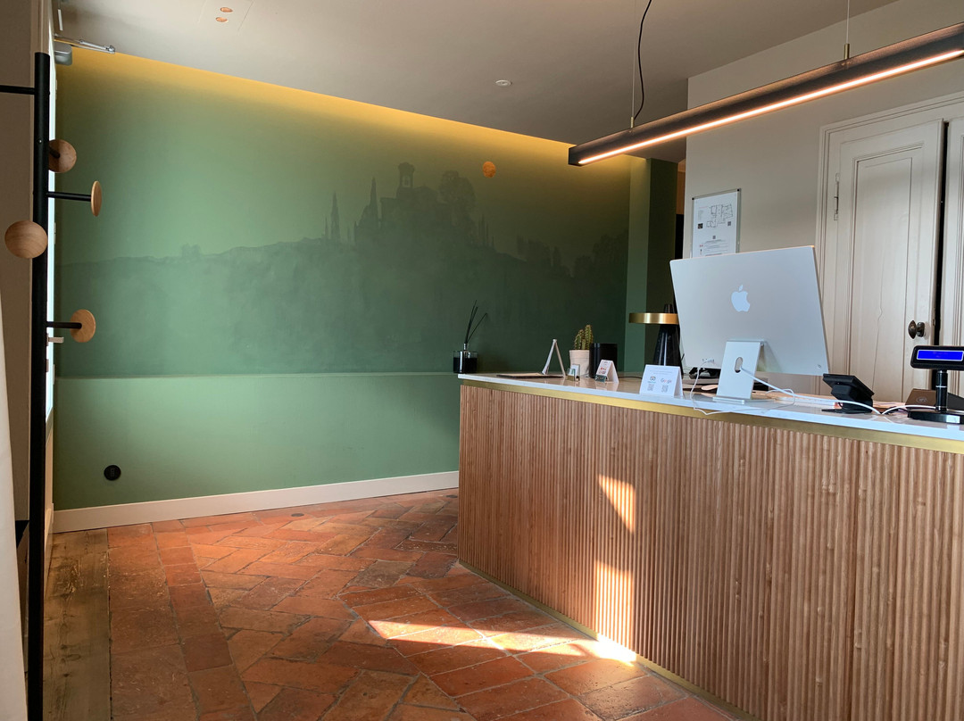 Carlambroeus Bistrot