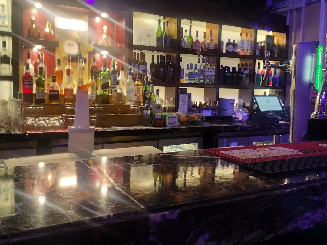 D70 Bar-迪拜必去景点