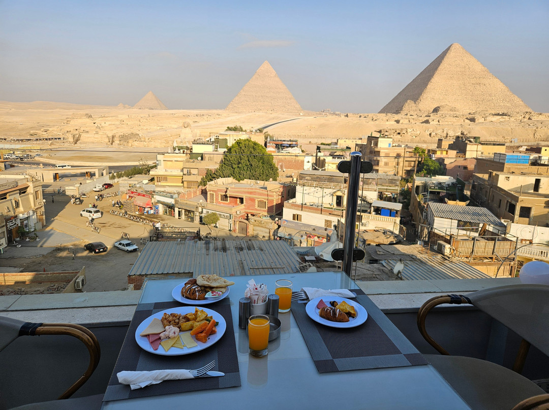 Mamlouk Pyramids Hotel