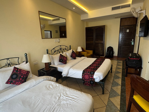 森特林城堡皇家酒店主图