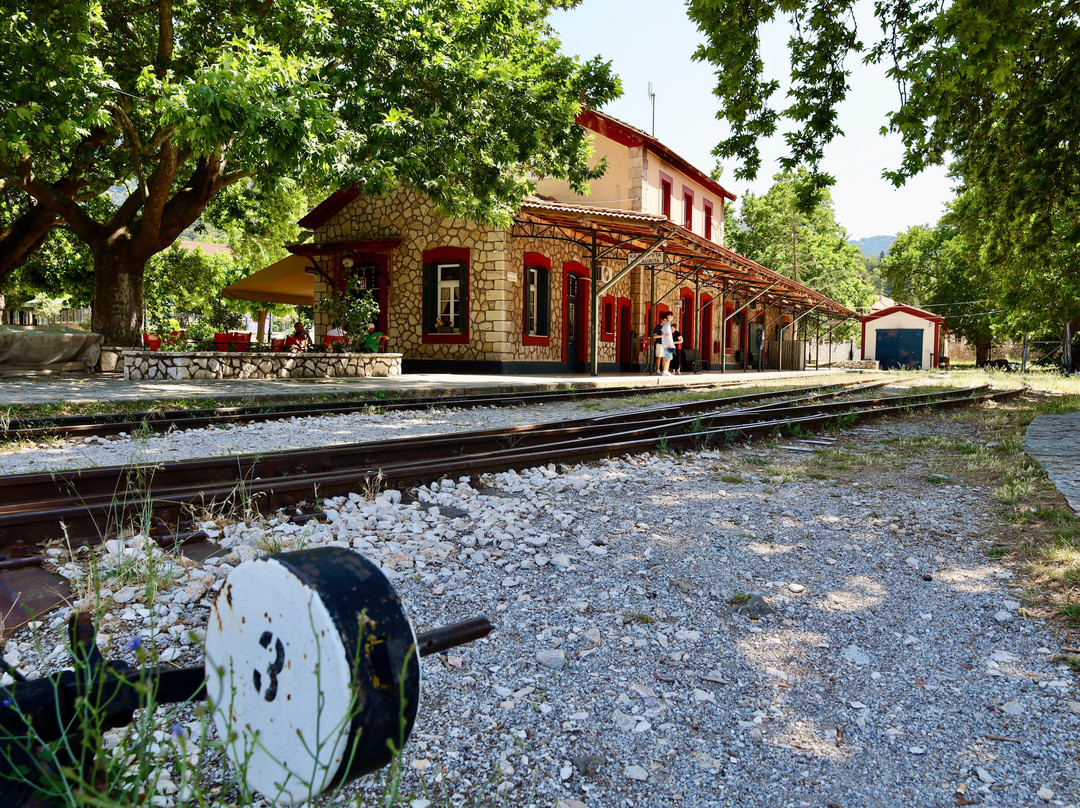 Odontotos Rack Railway-卡拉夫里塔必去景点