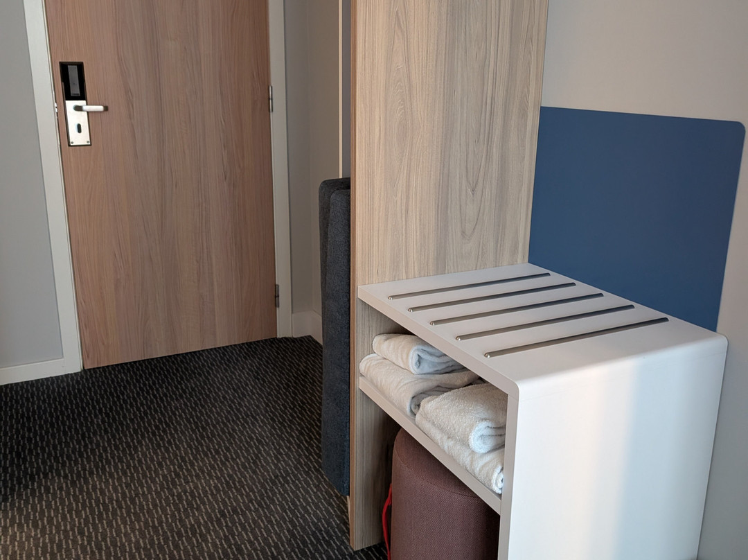 哈瑟尔特快捷假日酒店主图