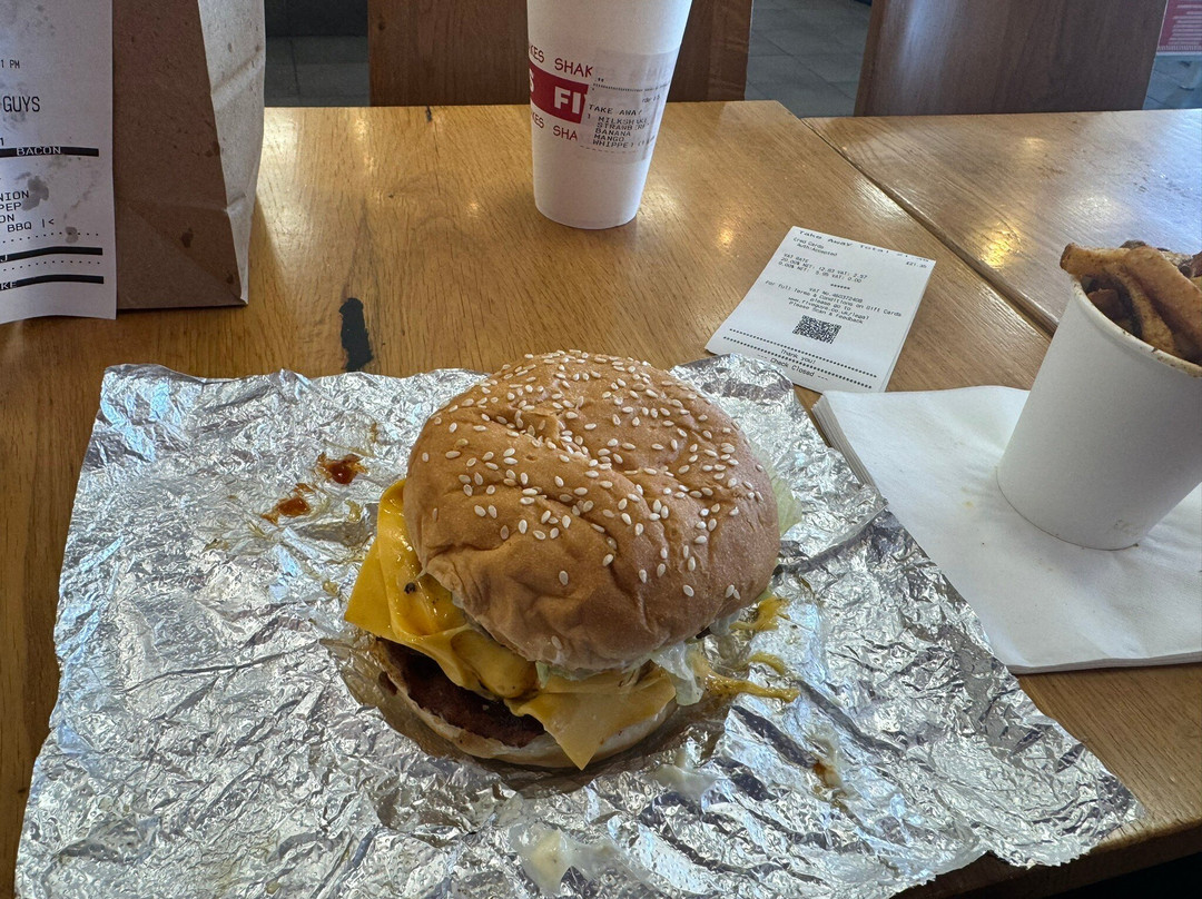 Five Guys Castleford, Xscape Yorkshire