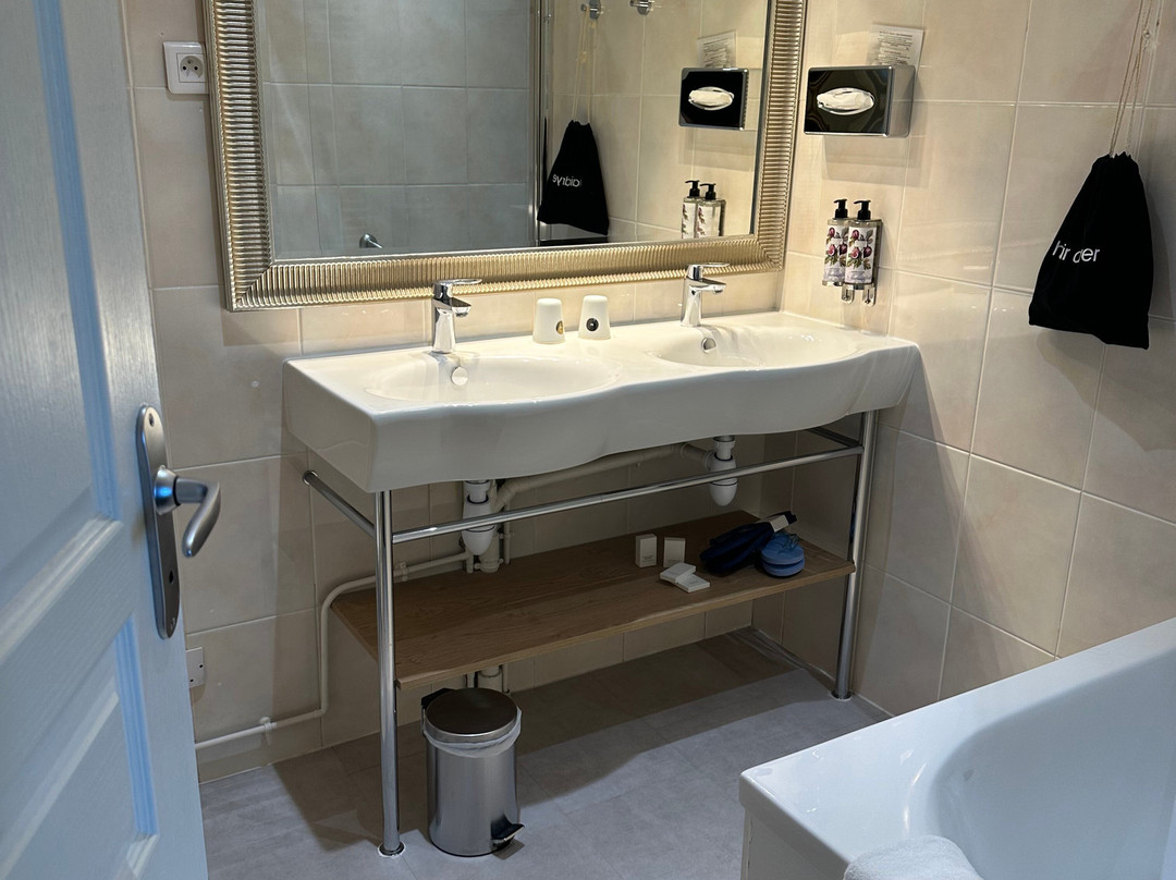 克洛阿布艾斯酒店主图