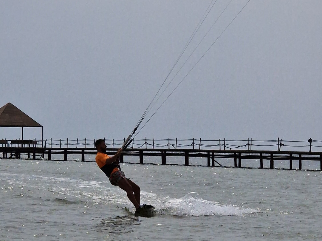 Kitesurfing Windsurfing Kiteboarding OS The Old School-沙姆沙伊赫必去景点