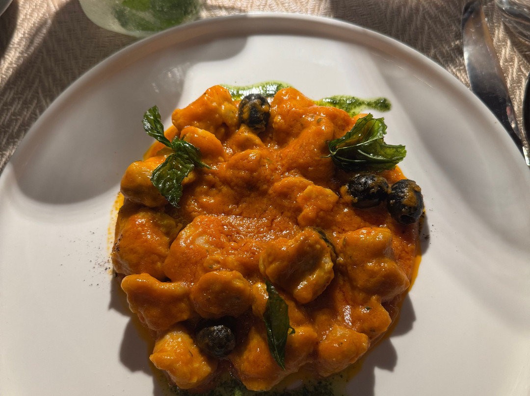 Club Liberte Casino-贝拉扎尔区必去景点