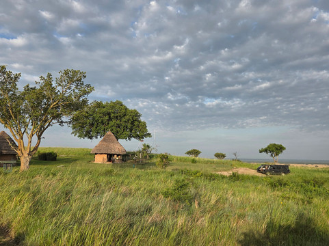 EBS TOURS AND SAFARIS-坎帕拉必去景点