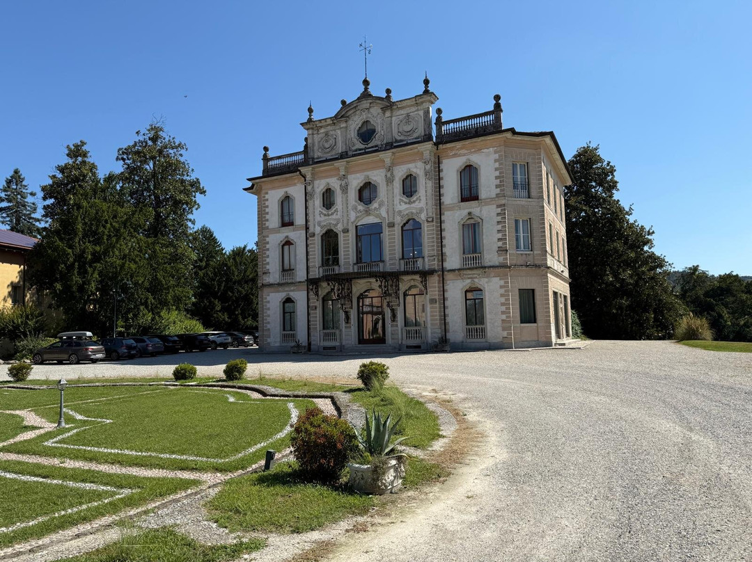 博尔基别墅酒店主图