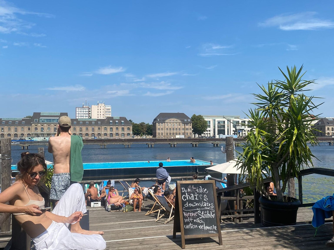 Badeschiff-柏林必去景点