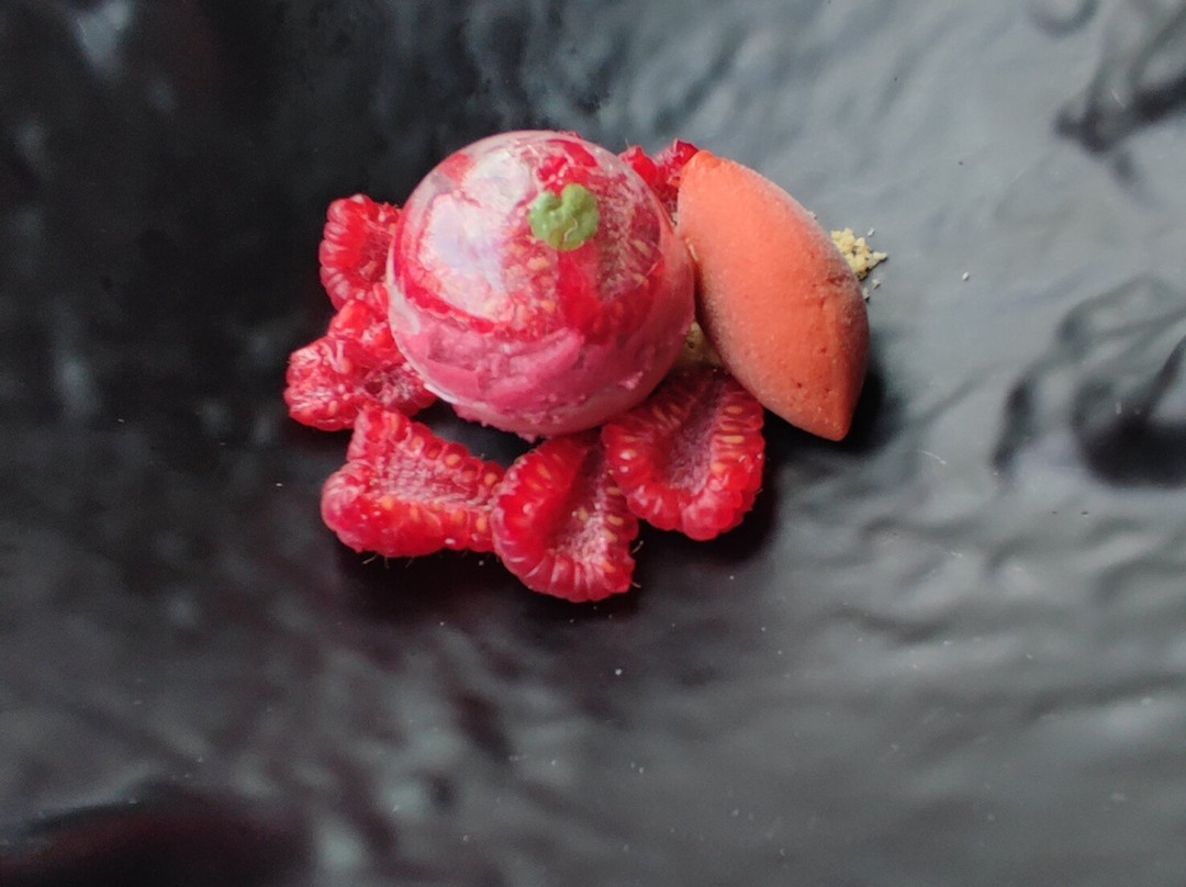 Le Prieuré Saint Jean de Bébian, MATTHIEU DELAUZUN-佩兹纳斯必去景点