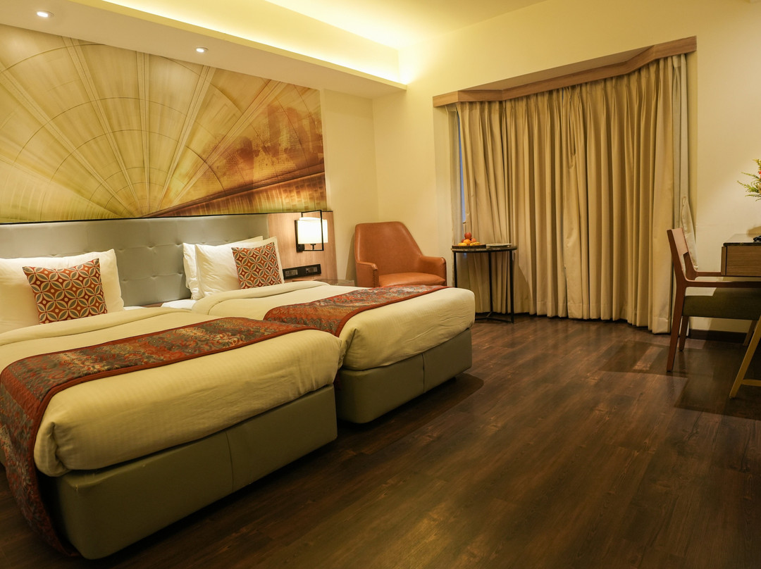 Nilanga酒店住宿-Grand Sarovar Portico