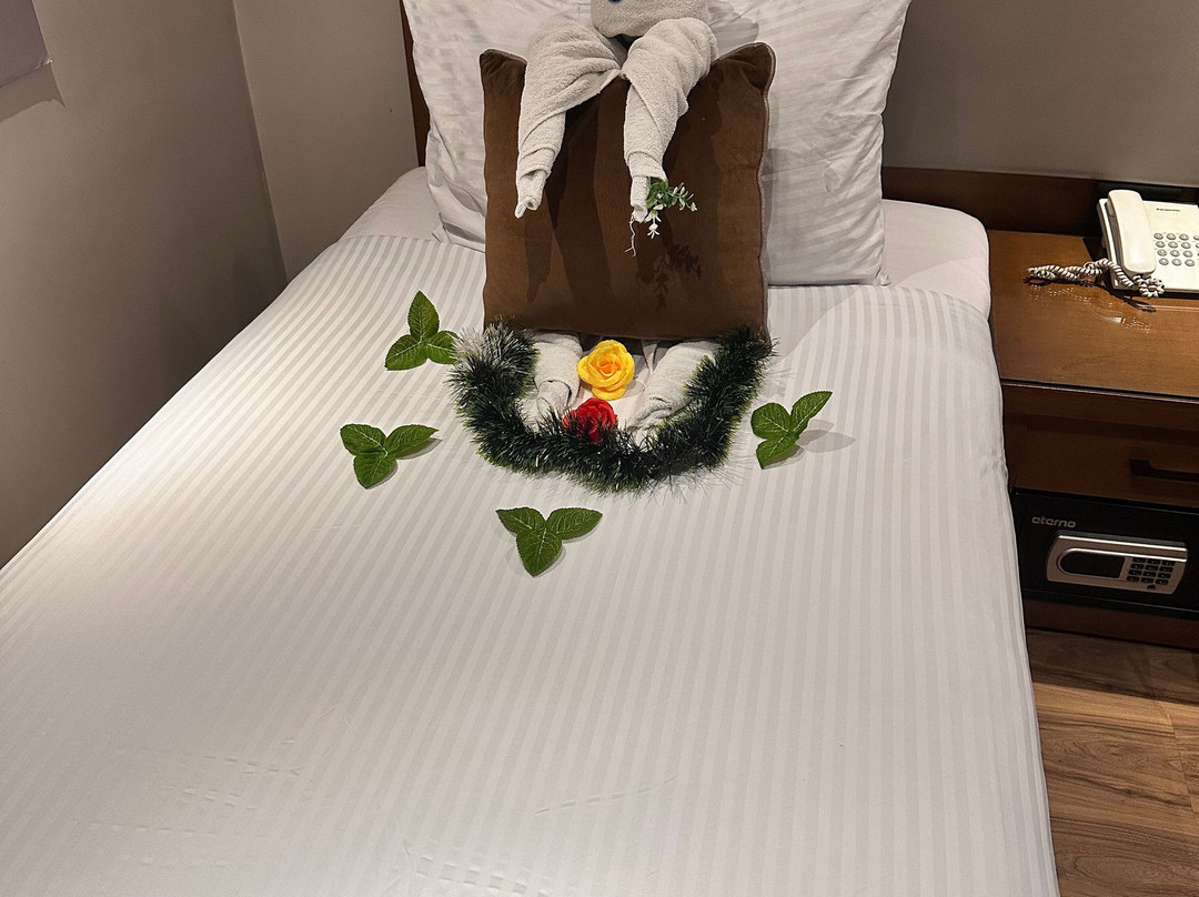 SUNRISE M/S Semiramis III主图