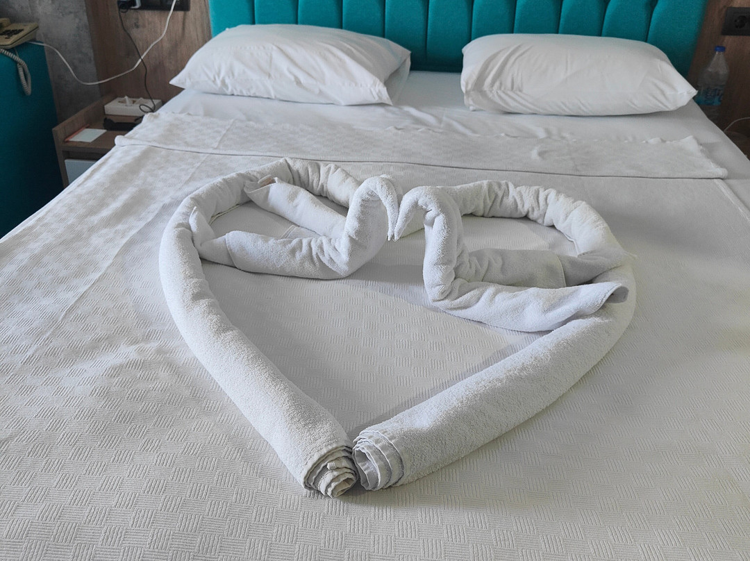 棕榈翼海滩度假酒店主图