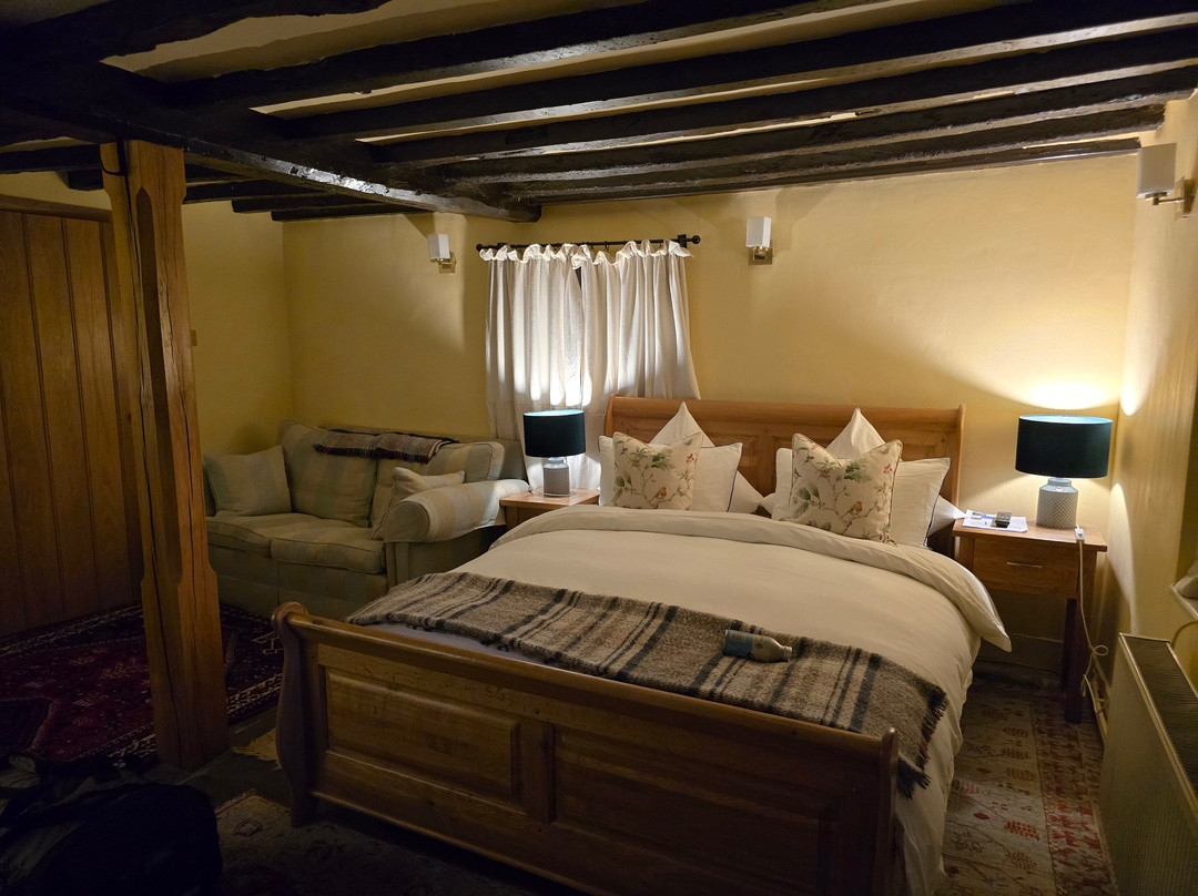 Heathrow Cottages主图