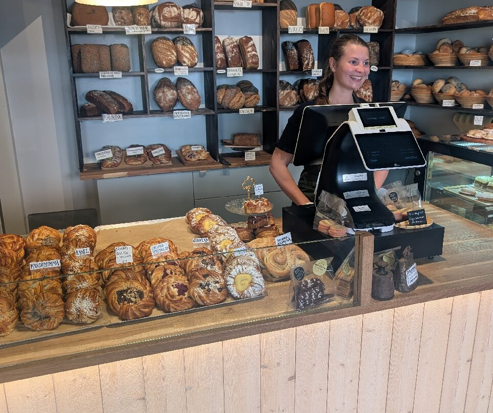 Pelle Och Maries Brödbutik