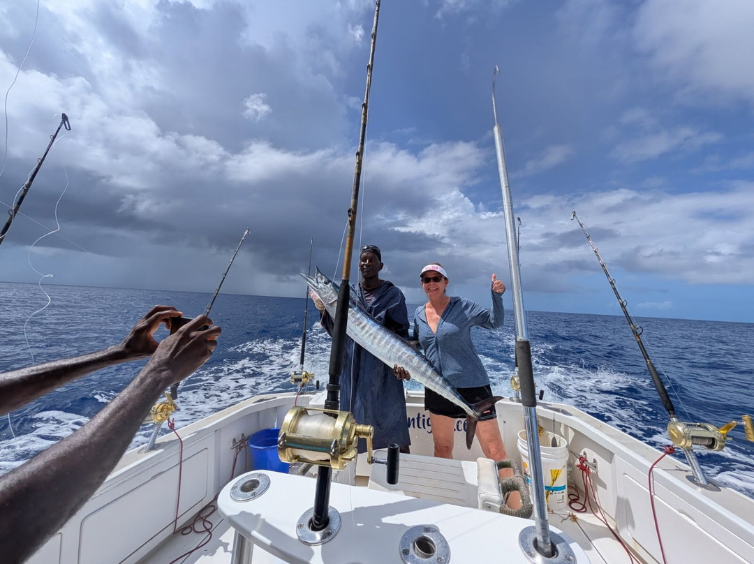 Mystic Amara III - Deep Sea & Bottom Fishing Charters-Jolly Harbour必去景点