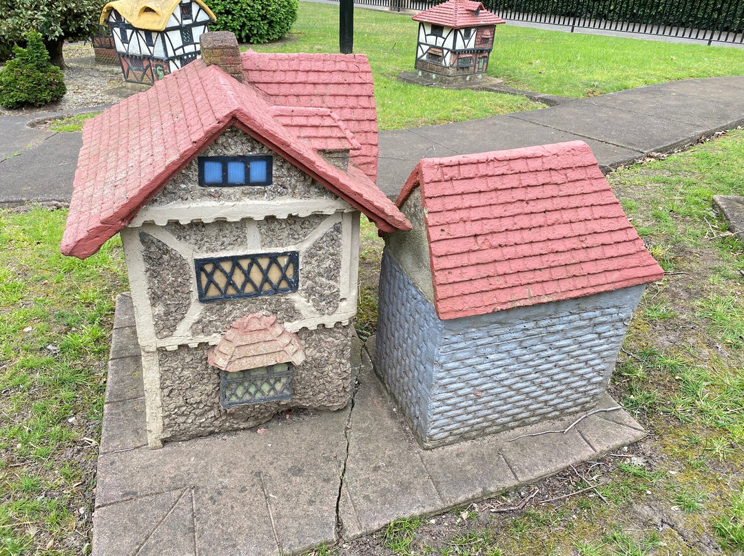 Model Tudor Village-墨尔本必去景点