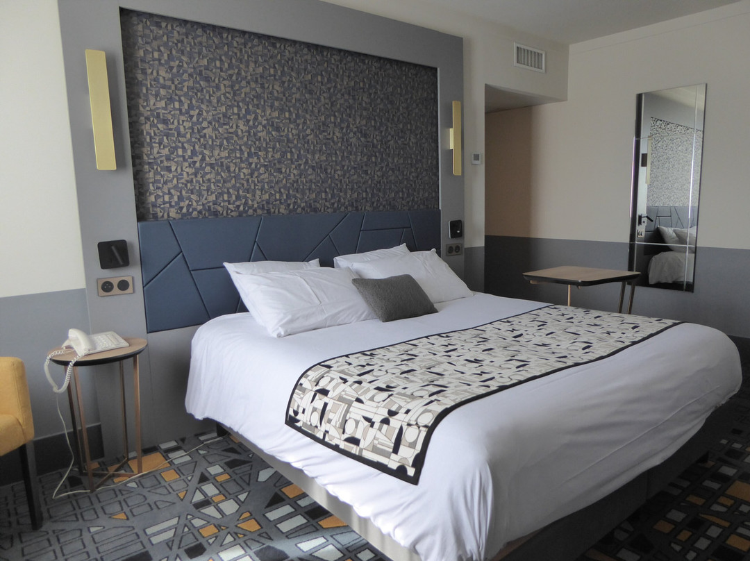 Hotel Mercure Rodez Cathedrale主图