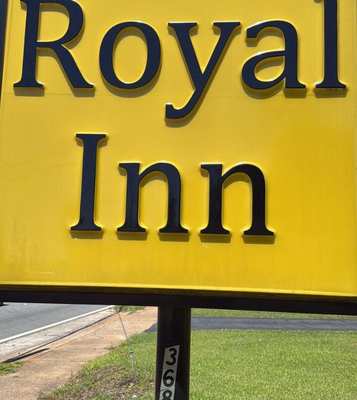 Royal Inn