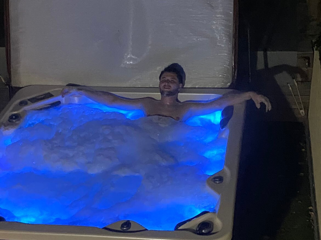 Le Moulin Des Poètes主图