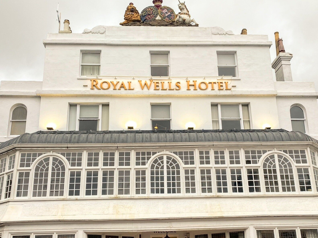 Royal Wells Hotel主图