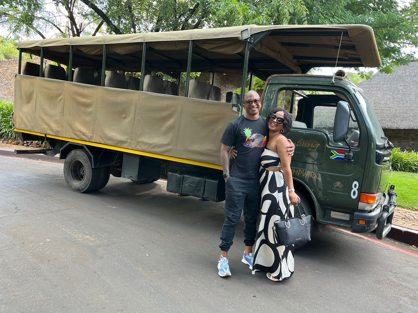 巴库蓬布什旅馆-官方