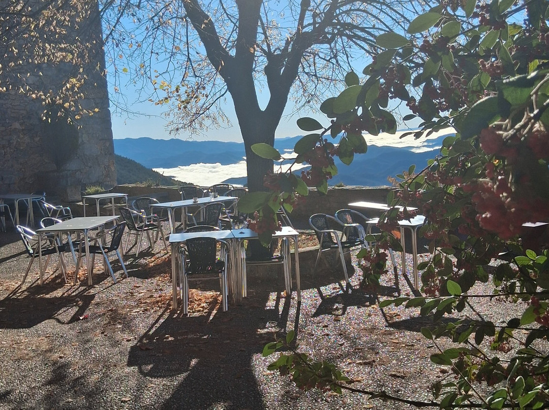 Santuari de Santa Maria de Montgrony-Gombren必去景点