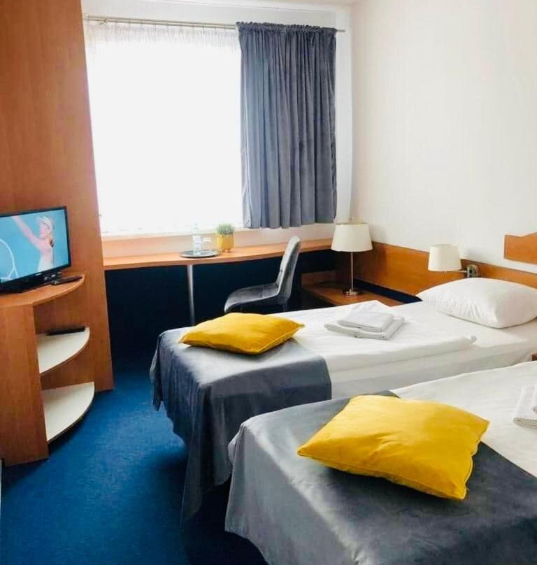 阿奎亚酒店主图