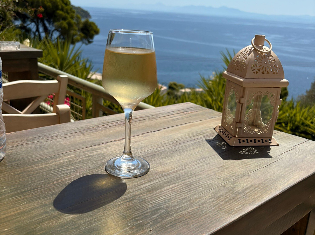 Areti Studios and Appartments主图