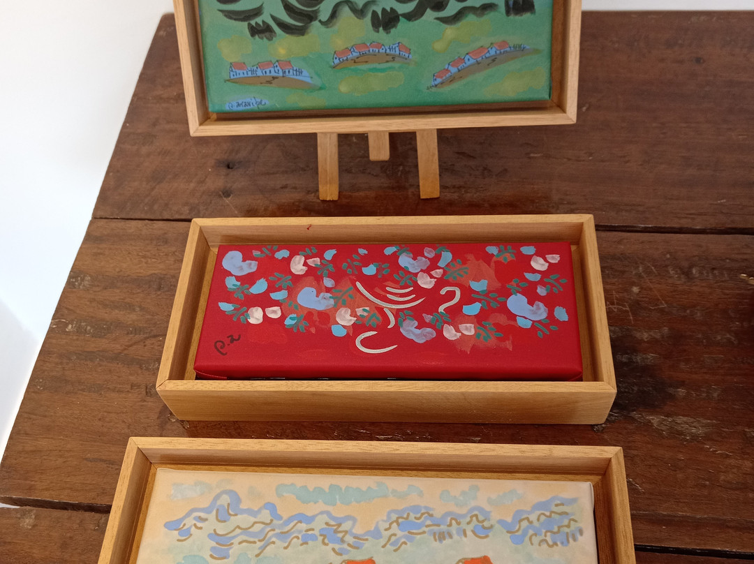 Galeria e Fundação Oscar Araripe-蒂拉登特斯必去景点