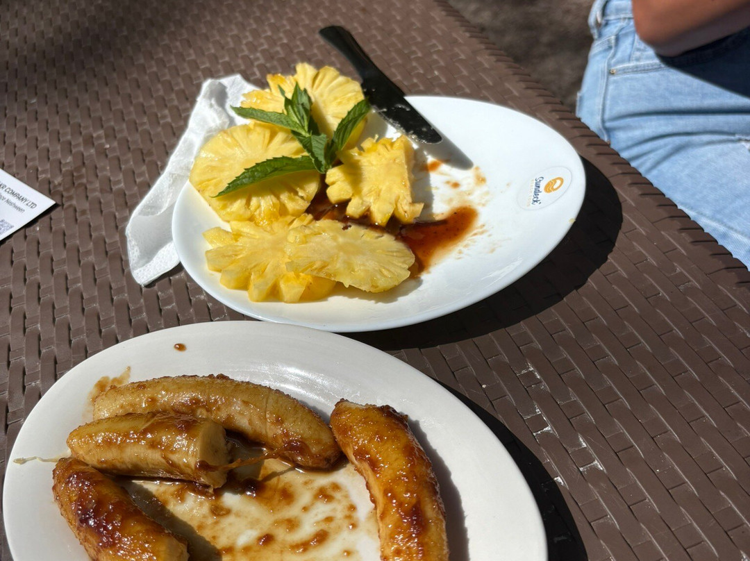 蒙舒瓦西海滩-蒙特乔伊喜必去景点