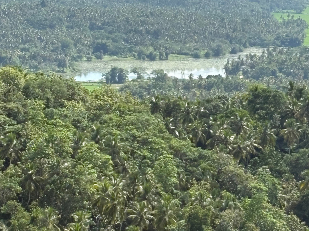 马凯里嘎勒山修道院-唐卡拉必去景点